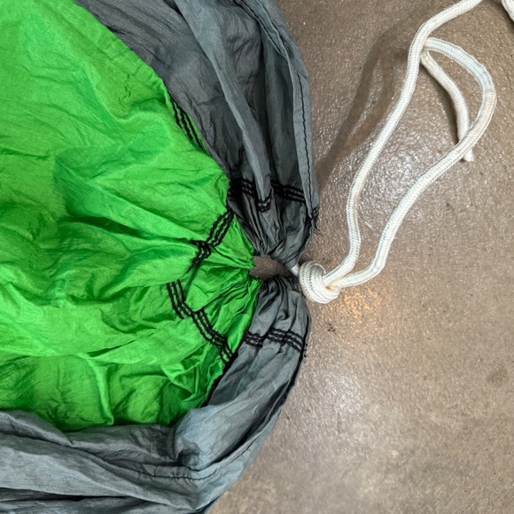 Moosehead Canadian Lager!  Promotional Logo nylon beer Hammock!  Great Shape! - Picture 5 of 5